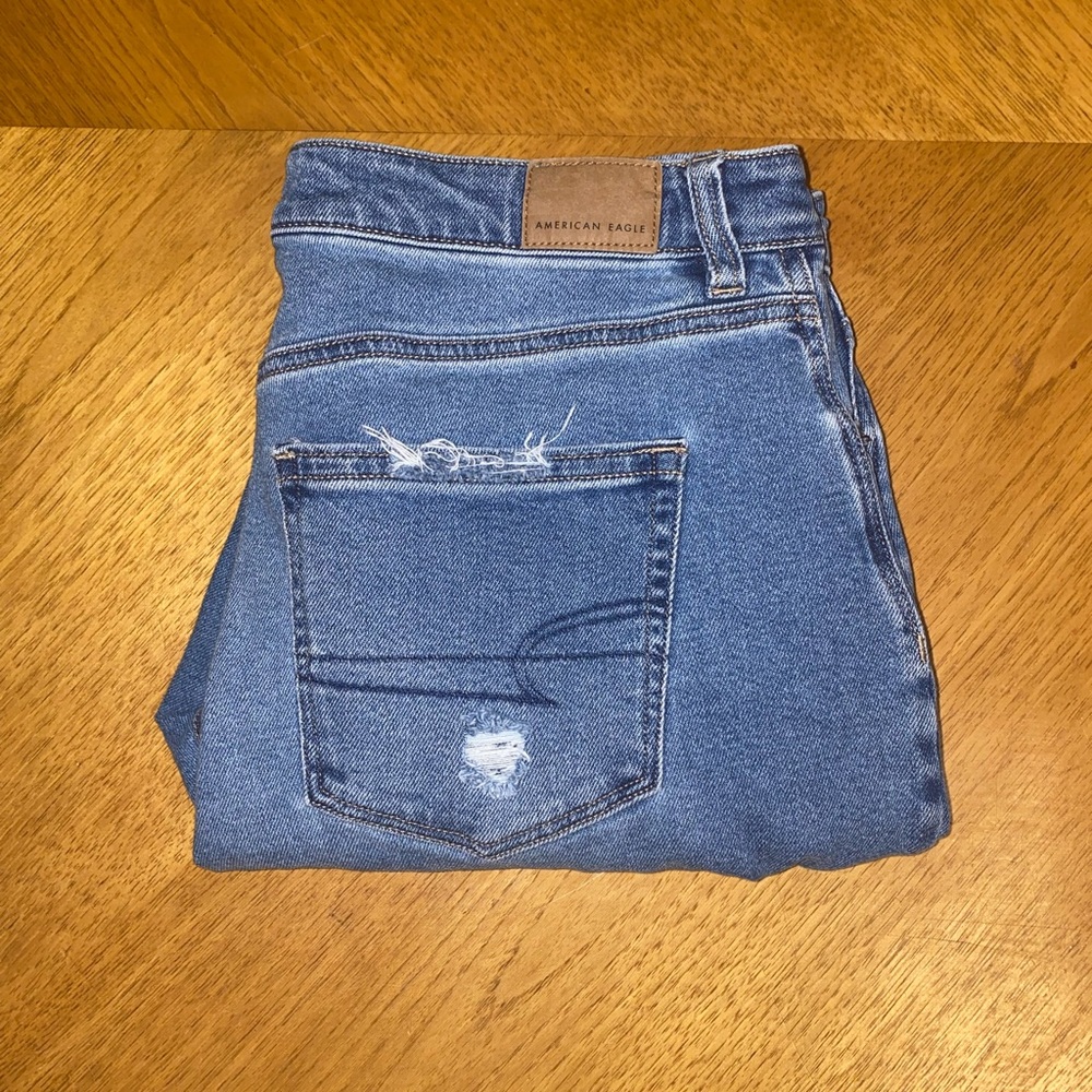 American Eagle Mom Jeans